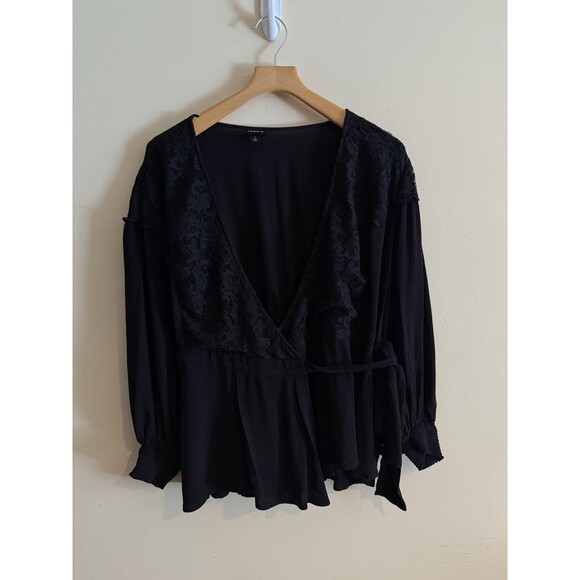Torrid Shirt Blouse Wrap Black Lace Tie Back Size 4 4x Plus‎ Size Sexy - Picture 1 of 3